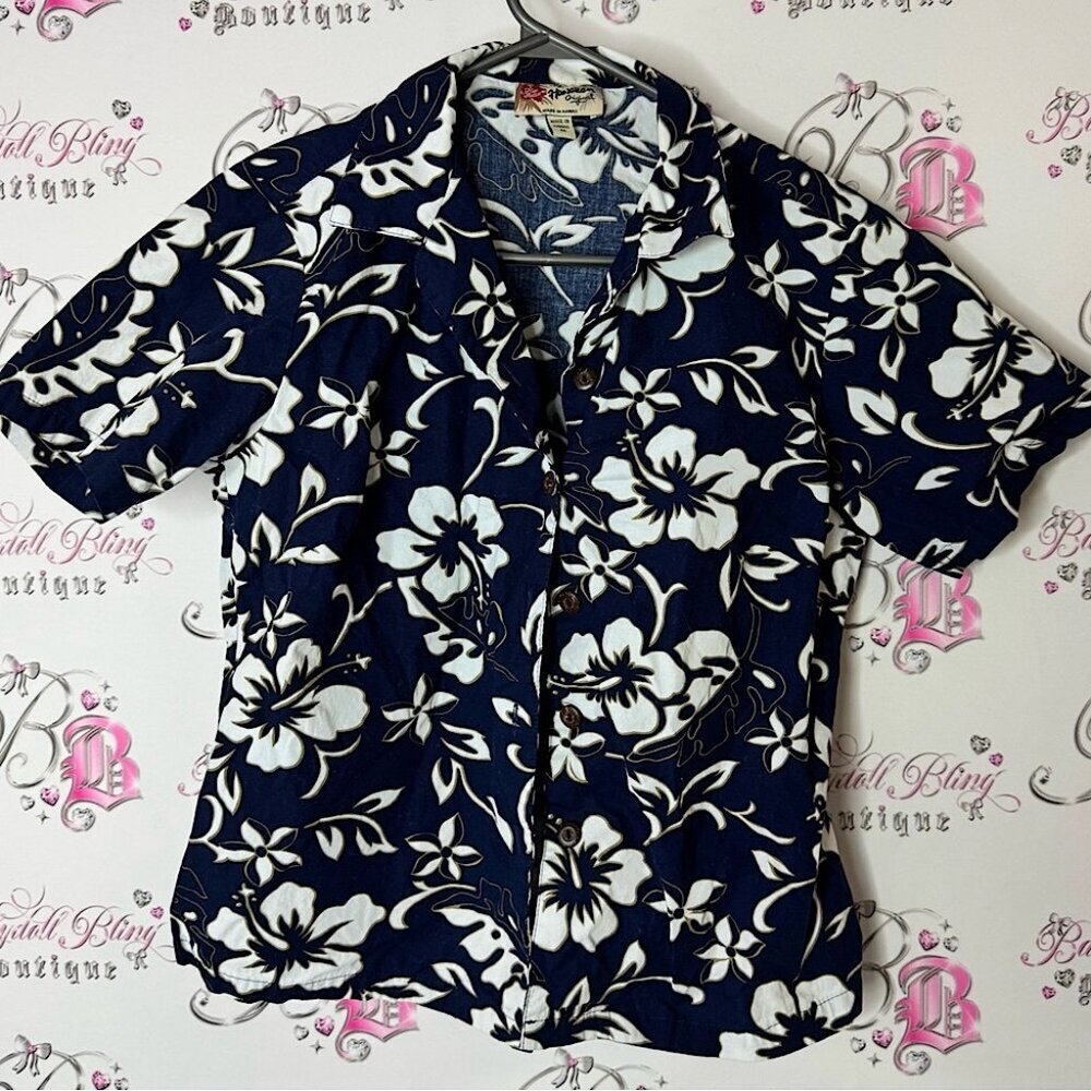Hilo Hattie’s the hawaiian original Navy Floral button down tropical Shirt
